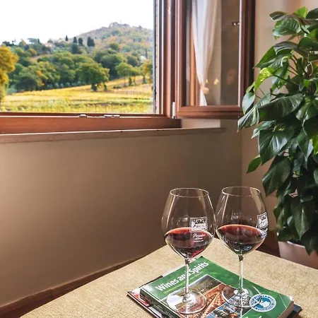 Wine Estate Paradiso Di Cacuci Farm stay *