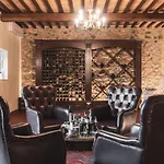 Wine Estate Paradiso Di Cacuci Farma *