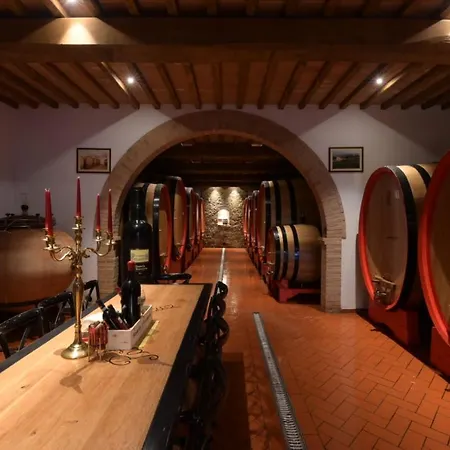 Wine Estate Paradiso Di Cacuci مزرعة للإقامة *