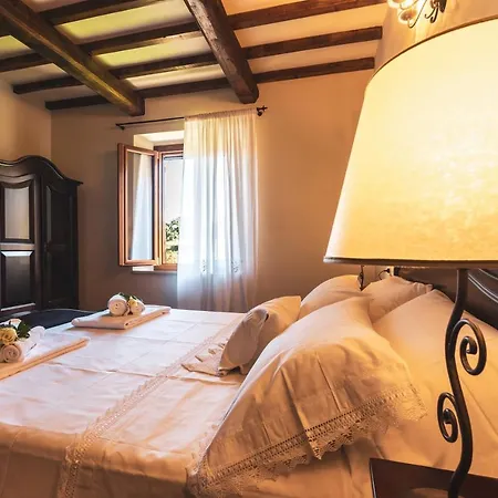 Farmház Wine Estate Paradiso Di Cacuci Montalcino